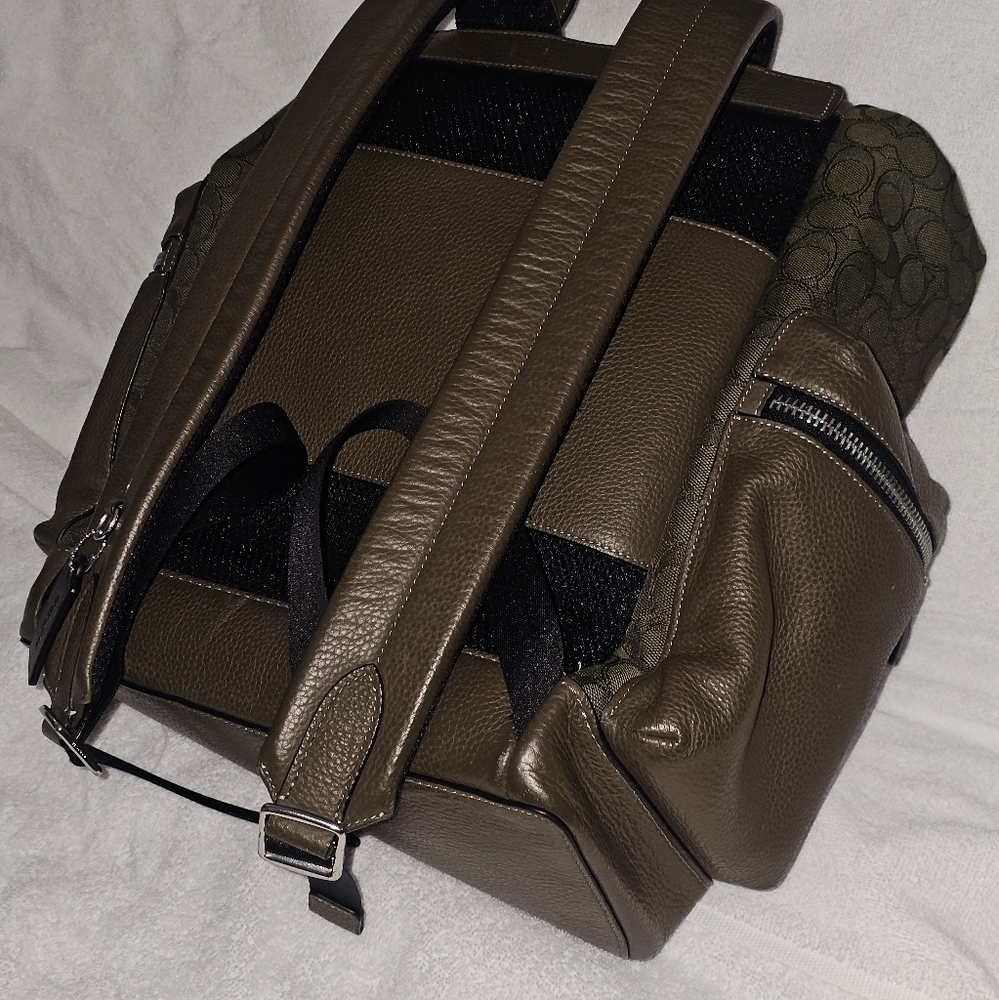 Coach Khaki and Brown Signature Backpack - Picture 3 of 4